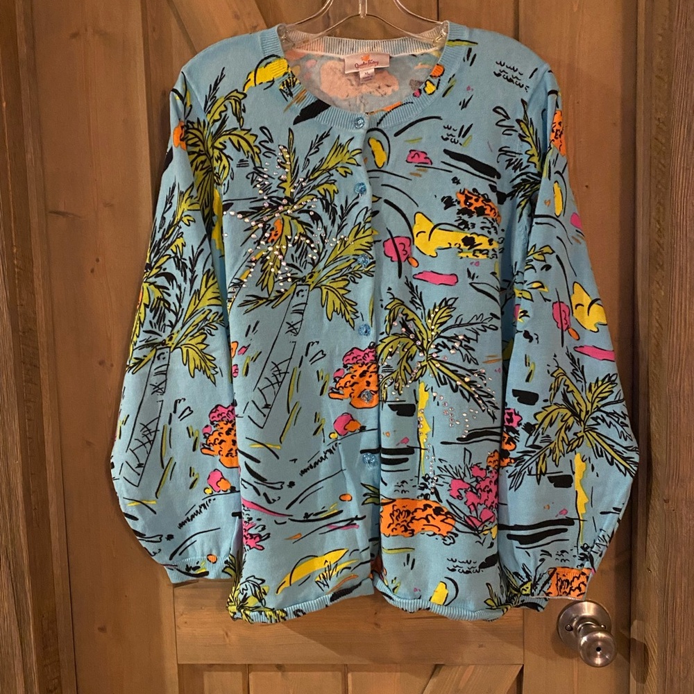 Quacker Factory Blue Button
Up Cardigan Sweater
Womens XL Artsy Palm Trees